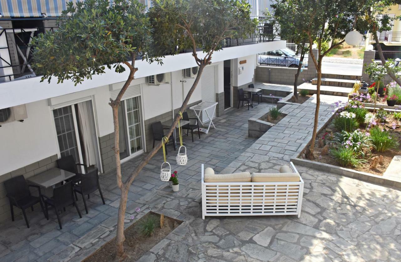 Vicky Studios Myrina Exterior foto